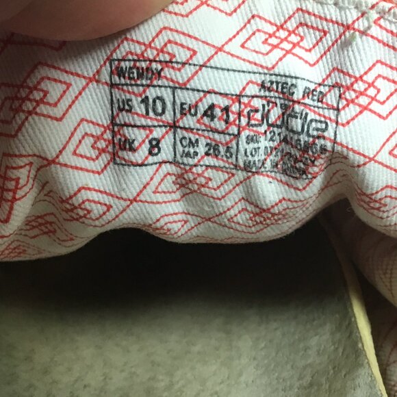 Hey Dude Aztec, Red Wendy Woman’s Size 10 - Picture 8 of 9